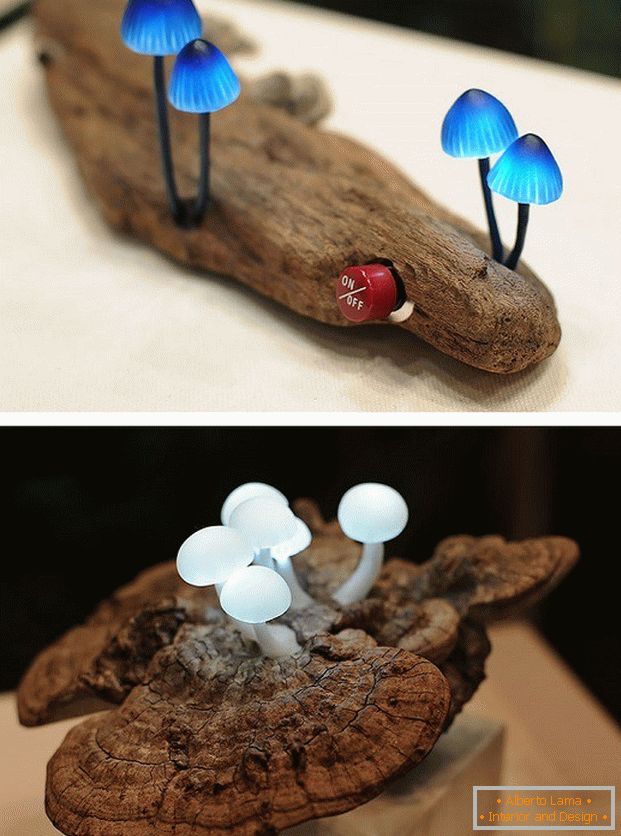 Lampada a LED a forma di funghi su un pezzo di legno