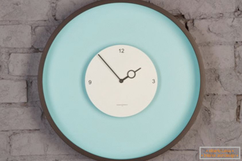 il minimalismo si adatta ad un orologio senza quadrante