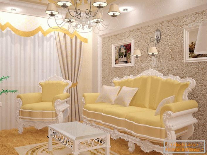 Una piccola stanza per gli ospiti in stile barocco. L'arredamento è selezionato nelle migliori tradizioni di stile barocco.