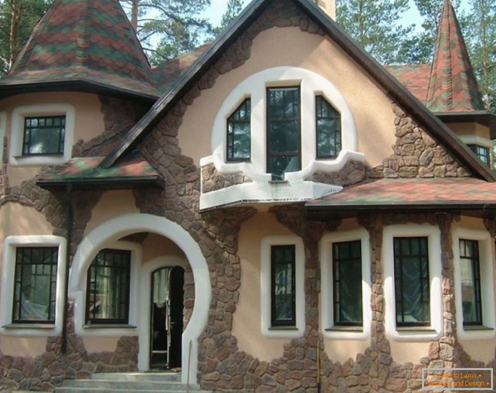 Decorare la facciata della casa con la pietra decorativa