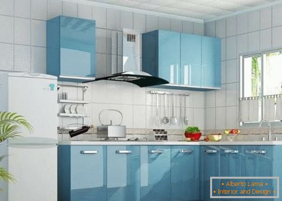 Cucina ad angolo design in una casa privata - foto in colore blu