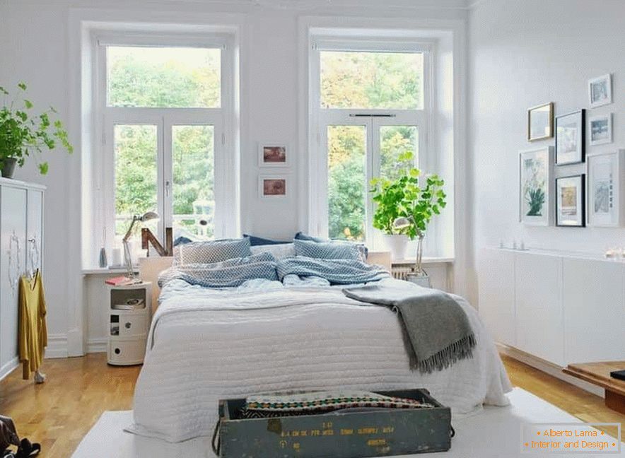 Camera da letto luminosa в скандинавском стиле