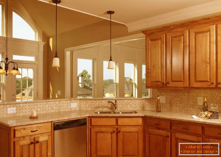 piccola-cucina-design-impresa-angolo-sink-e-backsplash-design-idee-plus-attraente-hanging-lampada-design-plus-luce-marrone-flooring--legno moderna-cucina-tradizionale-medium-legno- idee