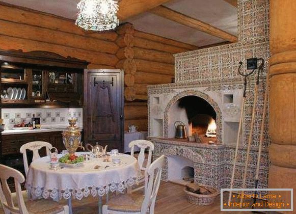 Stile etnico russo all'interno - foto in una casa privata