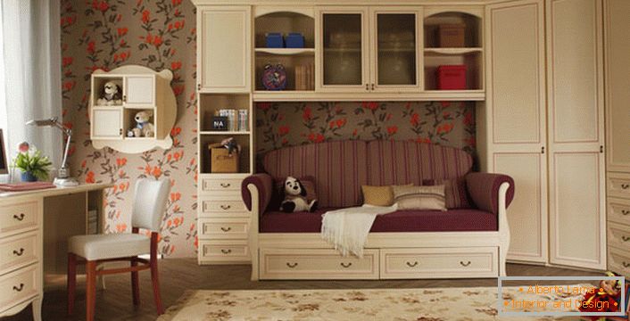 Progettare una stanza per bambini in stile country con l'uso di mobili da ufficio.