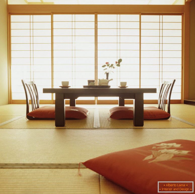 decorazione-a-soggiorno-con-giapponese-style-plus-a-tavolo-e-un-vaso-di-fiori-poi-la-cuscino-plus-tappeto-1024x1017