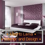Colore viola per il design della camera da letto