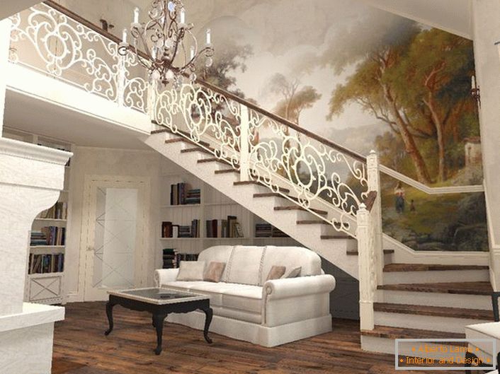 La straordinaria armonia dell'elegante scalinata e l'interno della casa in stile mediterraneo.