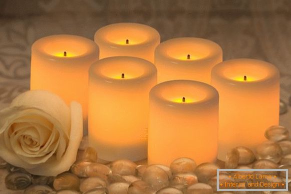 Candele senza fiamma per il bagno