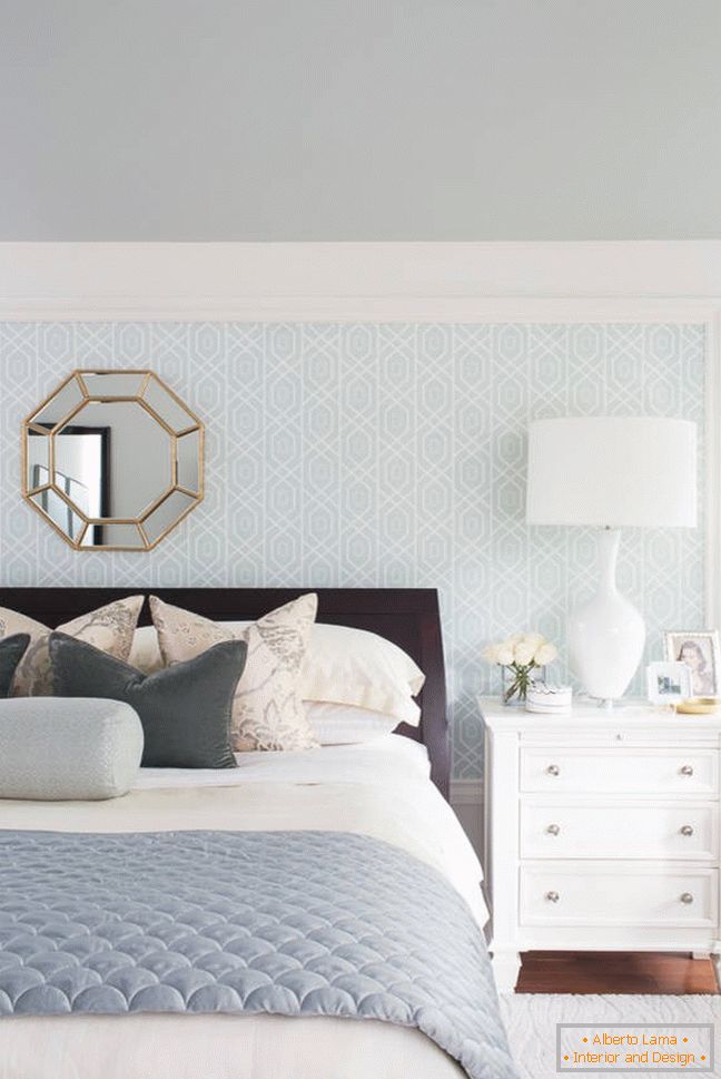 Design grigio-blu della camera da letto, è noioso?