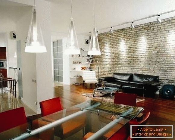 Loft interior design di un appartamento di due stanze - una foto di una cucina nel soggiorno