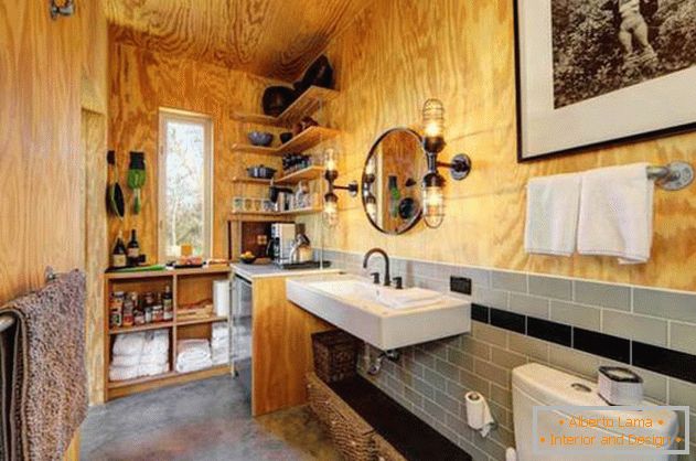 Piccola casa di legno economica negli Stati Uniti: туалет и кухня