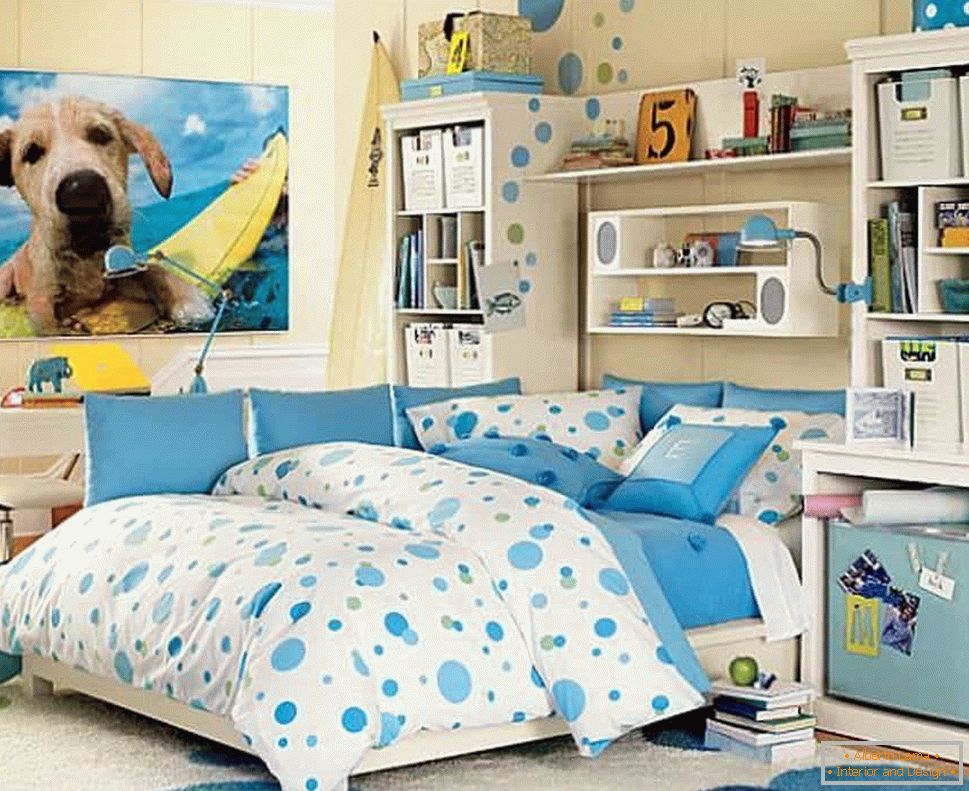 La stanza di una ragazza in colori blu