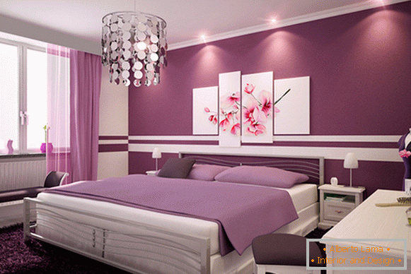 Vernice lilla per pareti nell'appartamento - foto