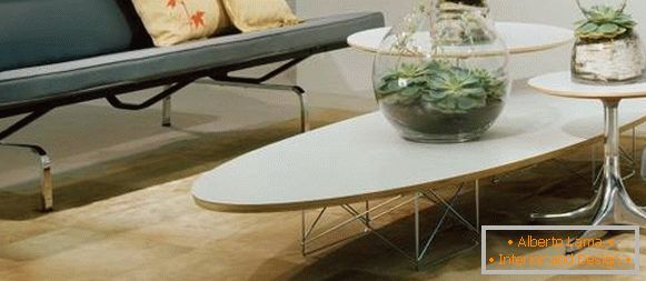 Tavolino Ames di colore bianco