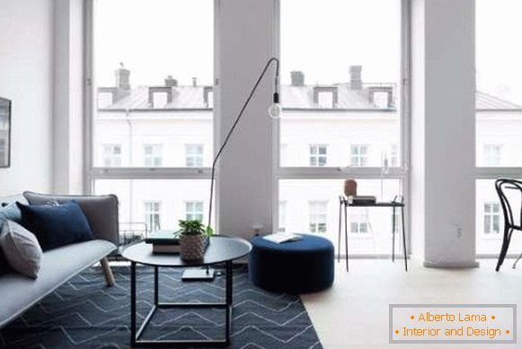 Monolocale piccolo - design degli interni del soggiorno nella foto