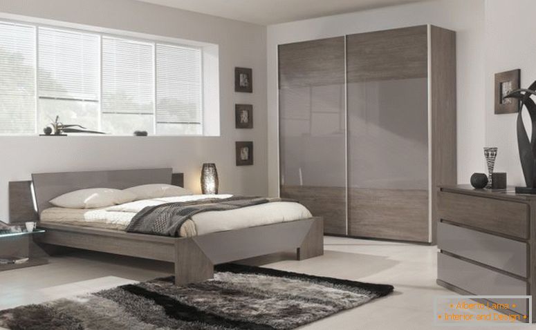 moderno-cenere-quercia-letto-con-matching-comodino-dresser-e-armadio in camera da letto