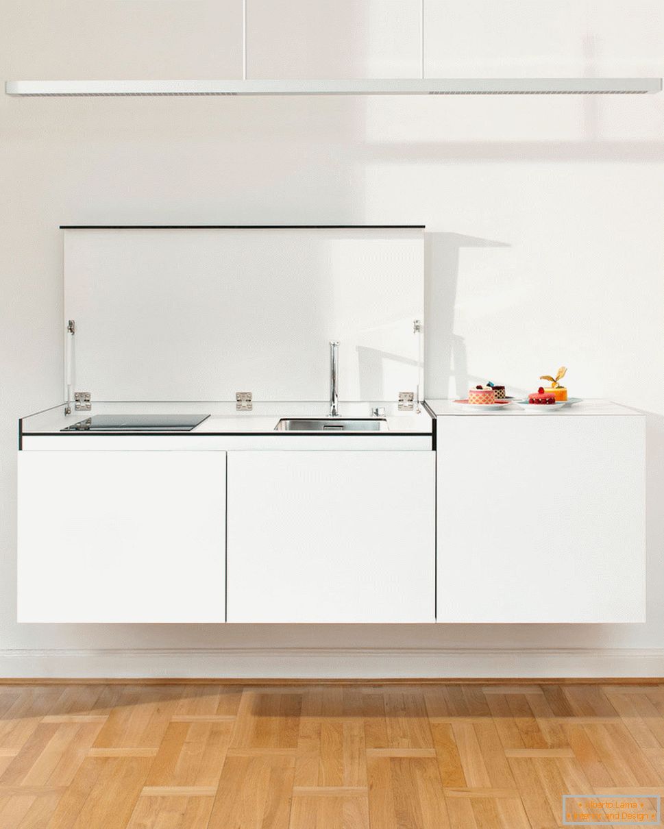Design elegante della cucina di piccole dimensioni - открытая раковина