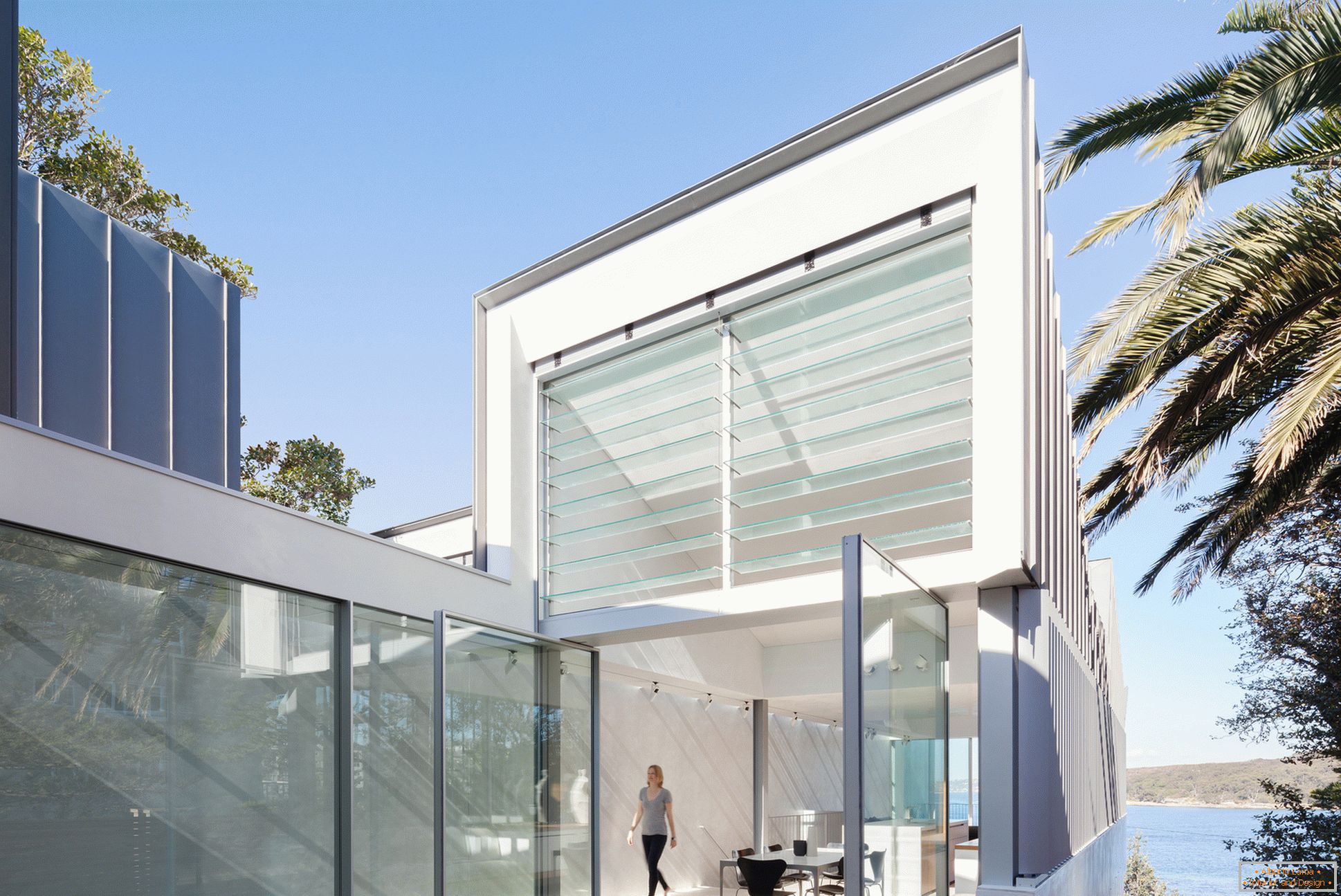 Il progetto di una casa a due piani stretta in Australia