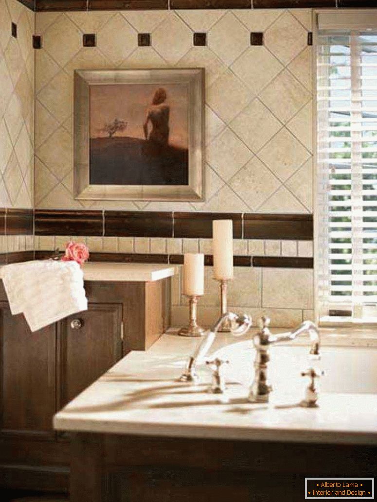 bagno-contempo-image-di-bagno-decorazione-con-diagonal-travertino piastrelle-bagno-wall-compresi-single-solido-rovere-crema-bagno-lavabo-e-bianco-blind-bagno-finestra- trattamento-fantastico-im