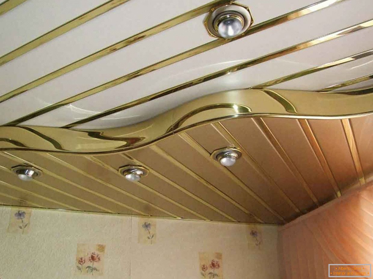 insolito soffitto-di-pvc pannelli