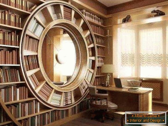 Scaffali per libri su un muro di legno