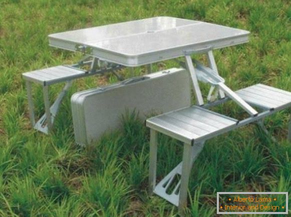 tavolo pieghevole in alluminio