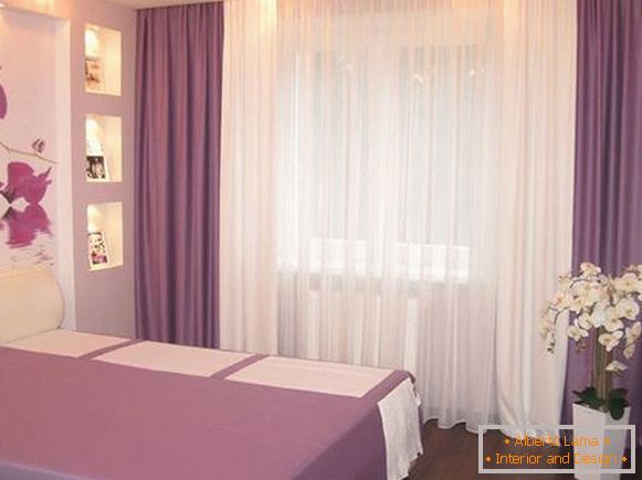 Camera da letto nei colori viola in uno stile moderno