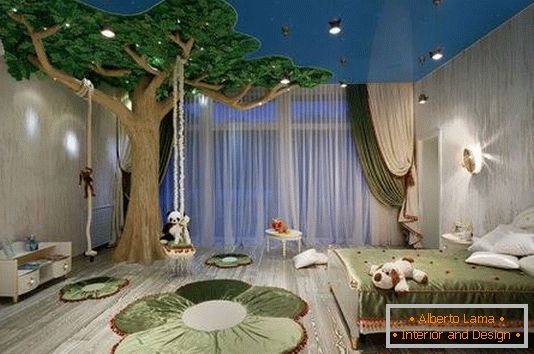 Progettazione di una grande stanza per bambini con un albero