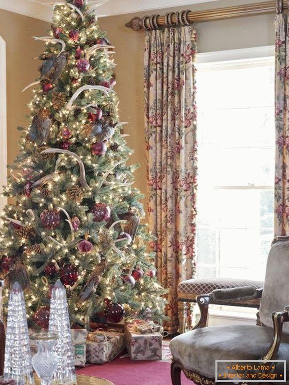 Ornamenti insoliti per l'albero di Natale