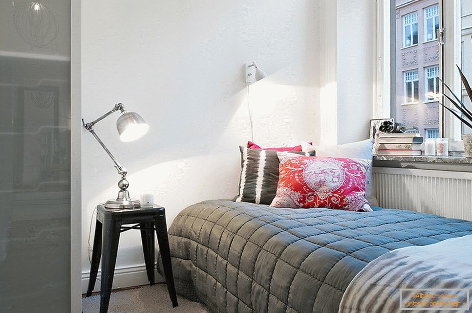 Interno camera da letto in stile design scandinavo