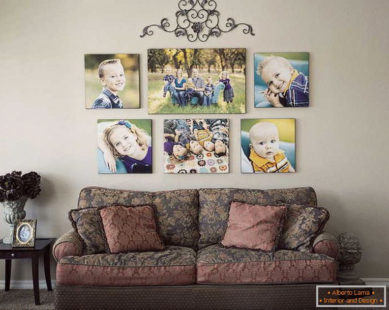 Foto di famiglia на стене в интерьере