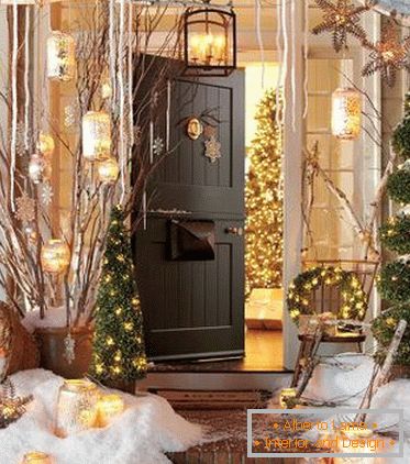 10 idee per decorare il portico per Natale