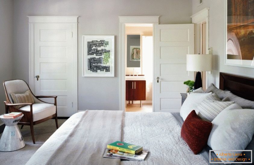 Design della camera da letto in delicati colori pastello chiari