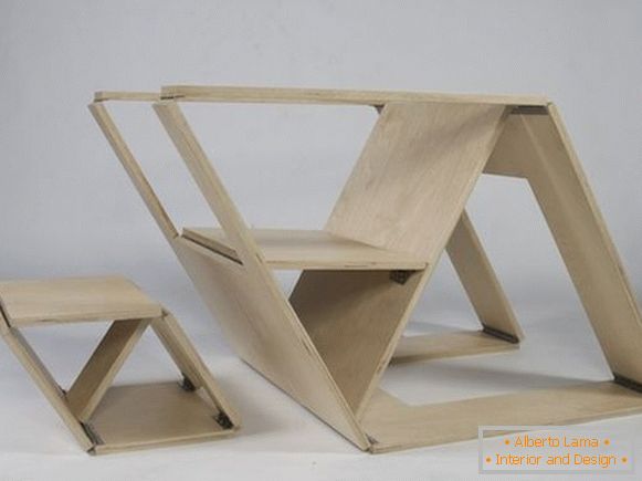 Tavolo pieghevole e sedia