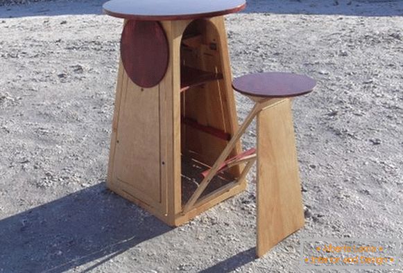 Tavolo pieghevole modulare con sedili