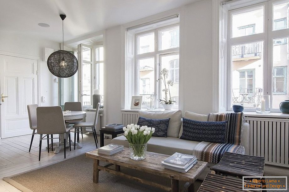 Riqualificazione dell'appartamento elegante in Svezia