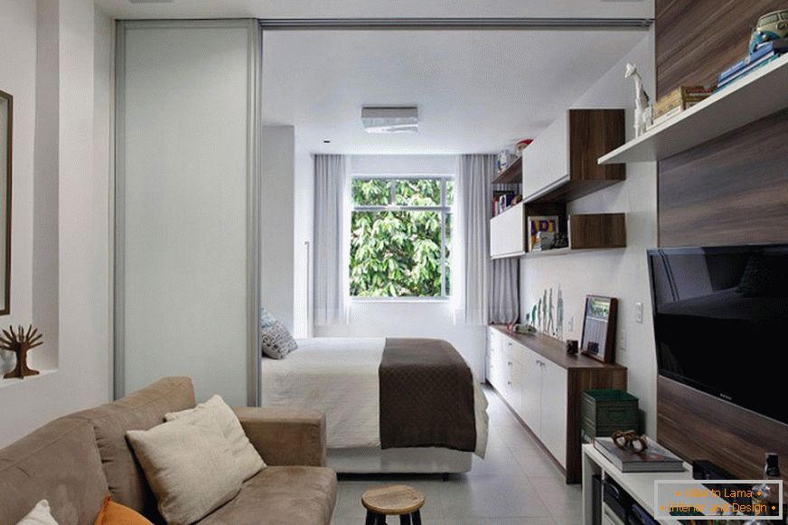 Design accogliente di un appartamento stretto di 27 metri quadrati