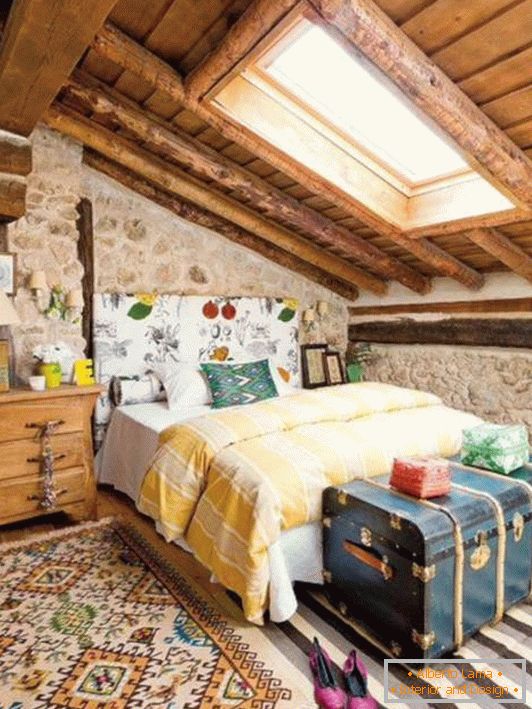 Design della camera da letto carino in stile country