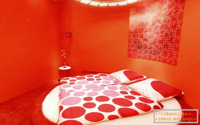 Design della camera da letto ineguagliabile in rosso acceso