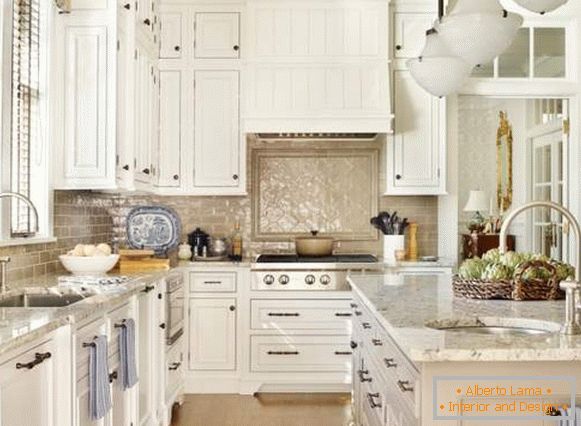 Cucina bianca classica - Decorazione fotografica