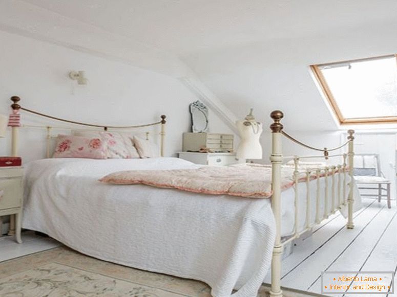 vintage-bianco-camera da letto-decorazione-decorazione-con-vintage-mobili-ee24192fb50ecbd0