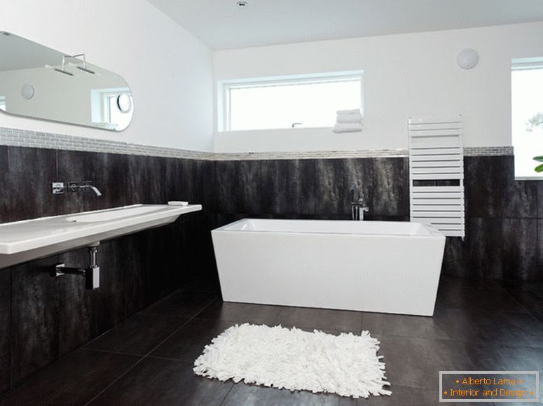 contemporary-black-and-white-bagnoroom1