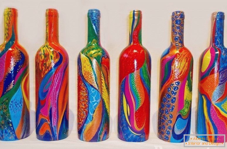 Bottiglie multicolori