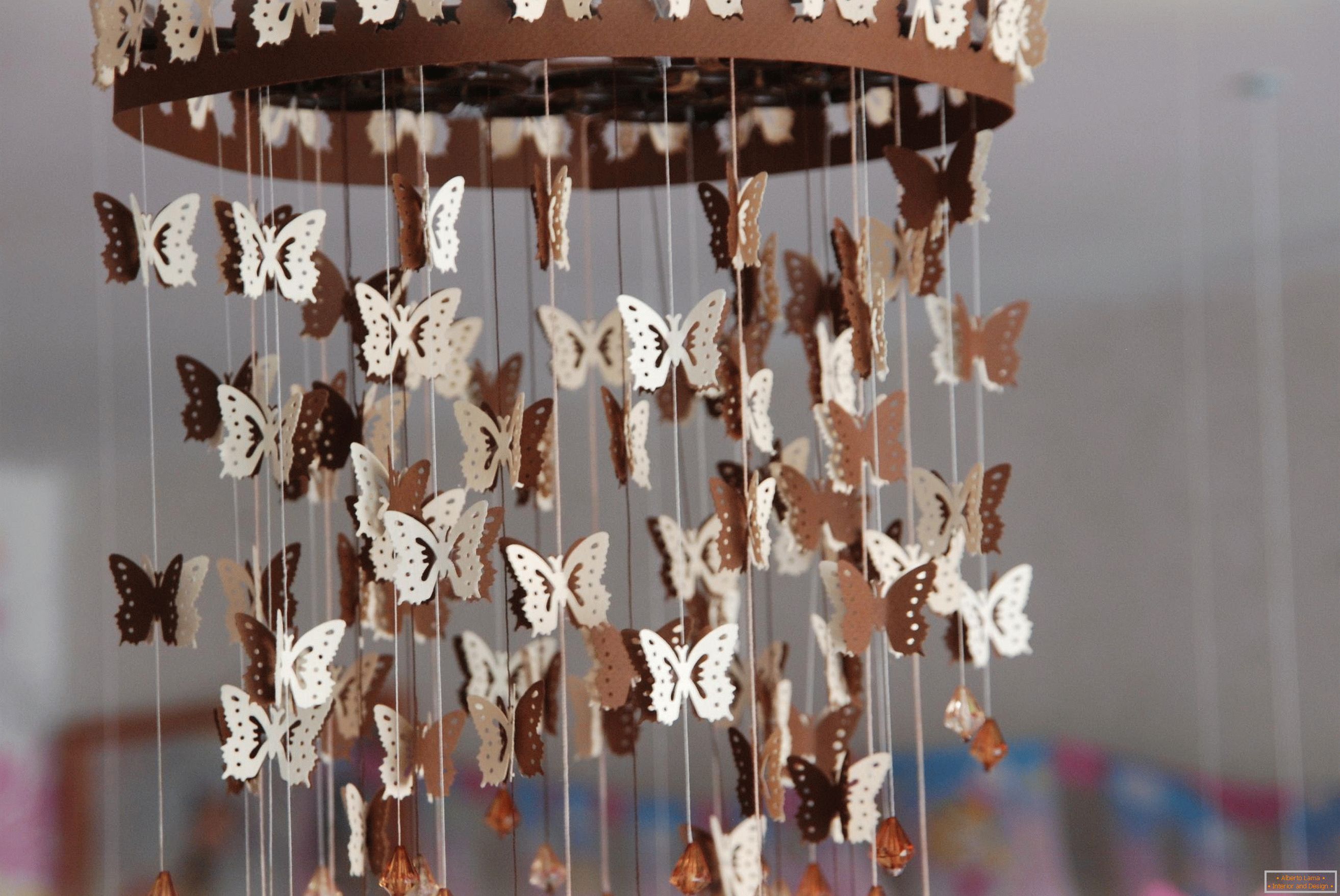 Farfalle sul telaio
