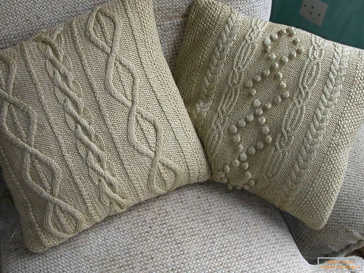 Cuscini decorativi a maglia