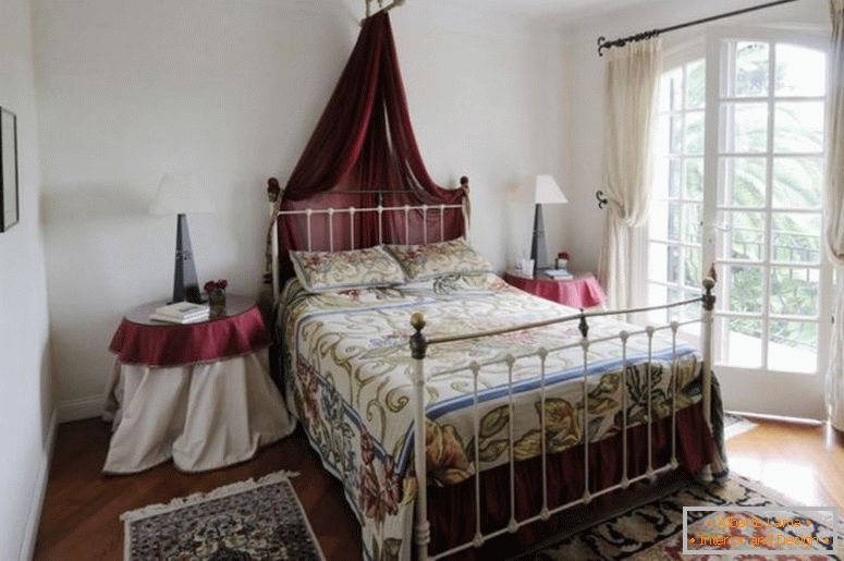bella-tradizionale-francese-paese-casa-image-di-new-in-design-2015-camera da letto-interior-country