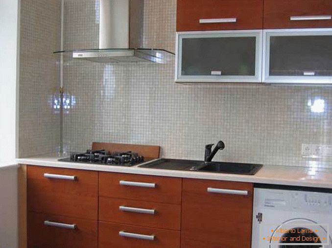 Interior design di un monolocale Khrushchev - una cucina in stile minimalista