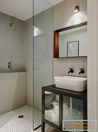 Design elegante in un piccolo bagno