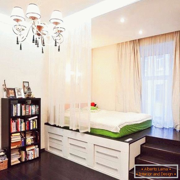 Interior design di un piccolo appartamento con una camera da letto separata